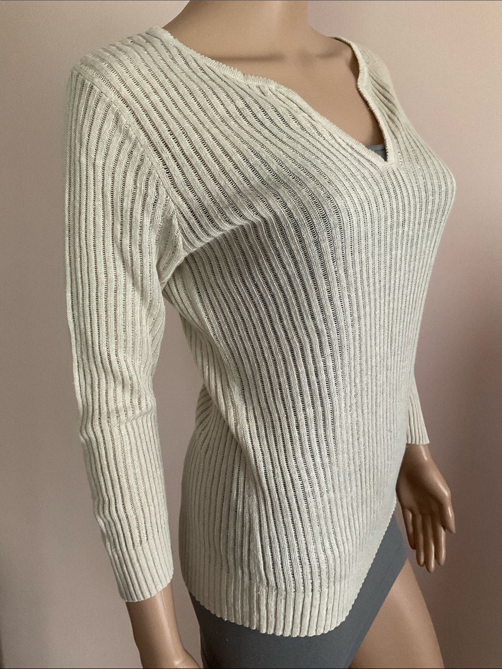 The Limited Women’s Ribbed V-neck Sweater in Light Taupe